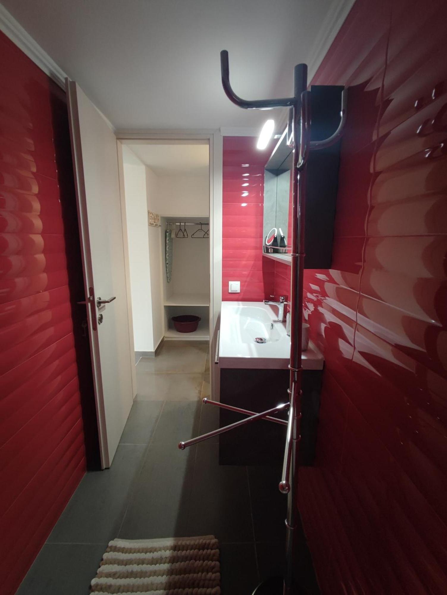 Theasis 5 Luxury Studio With Sea View Νέος Μαρμαράς Εξωτερικό φωτογραφία